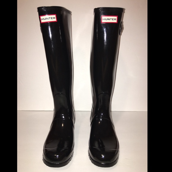 Hunter Shoes - NWOT - Hunter black original tall gloss rain boots